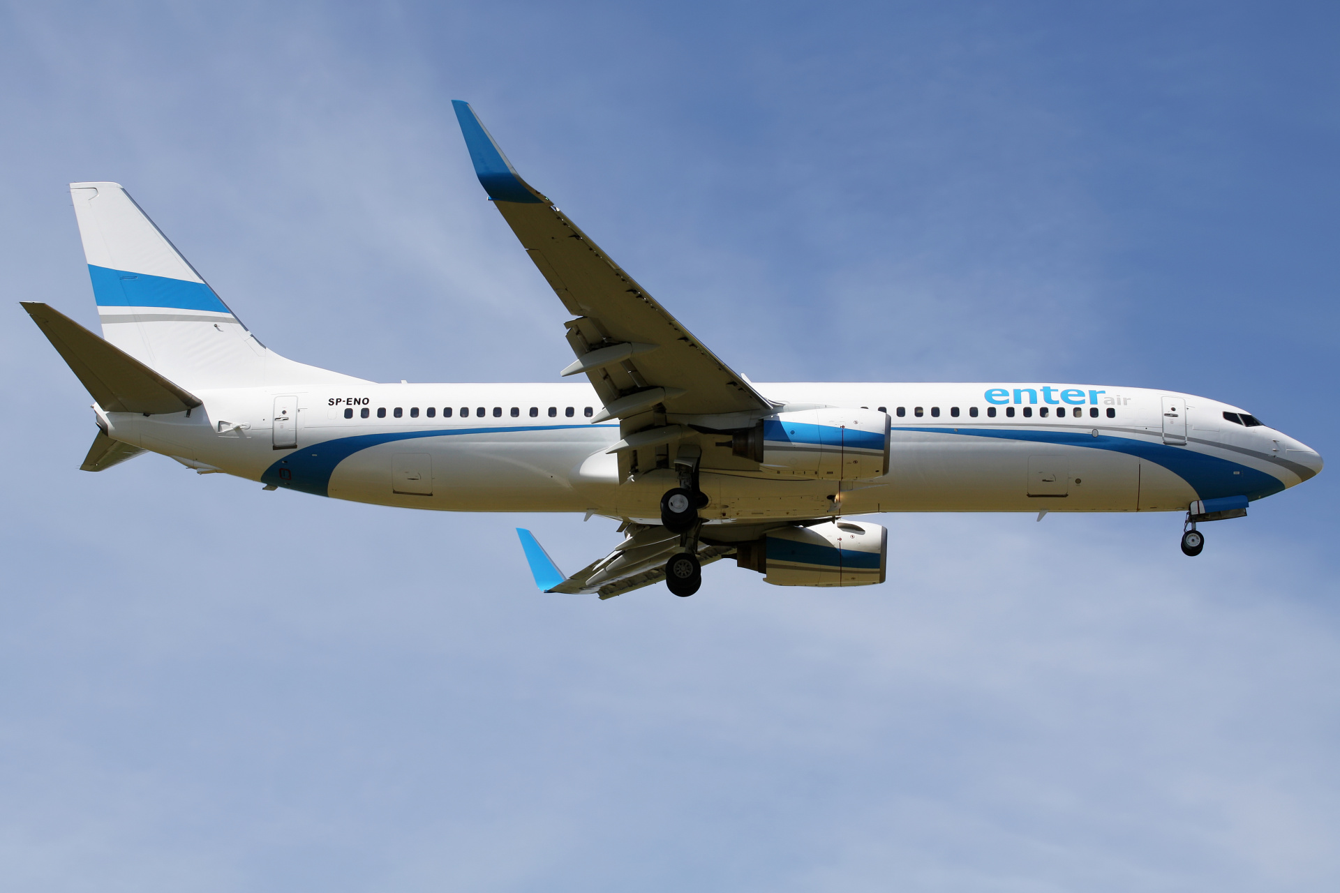 SP-ENO (Samoloty » Spotting na EPWA » Boeing 737-800 » Enter Air)