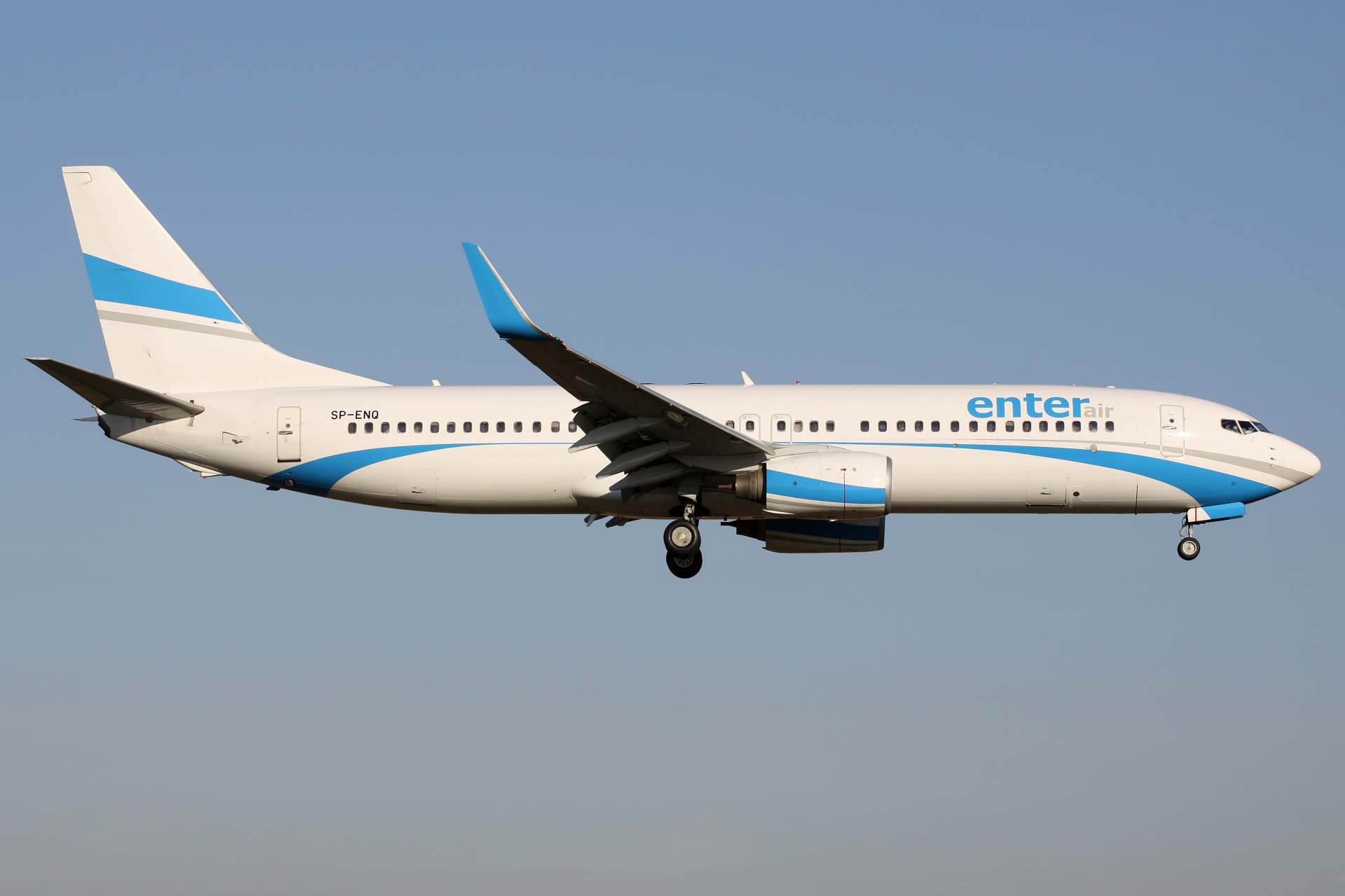 SP-ENQ (Samoloty » Spotting na EPWA » Boeing 737-800 » Enter Air)