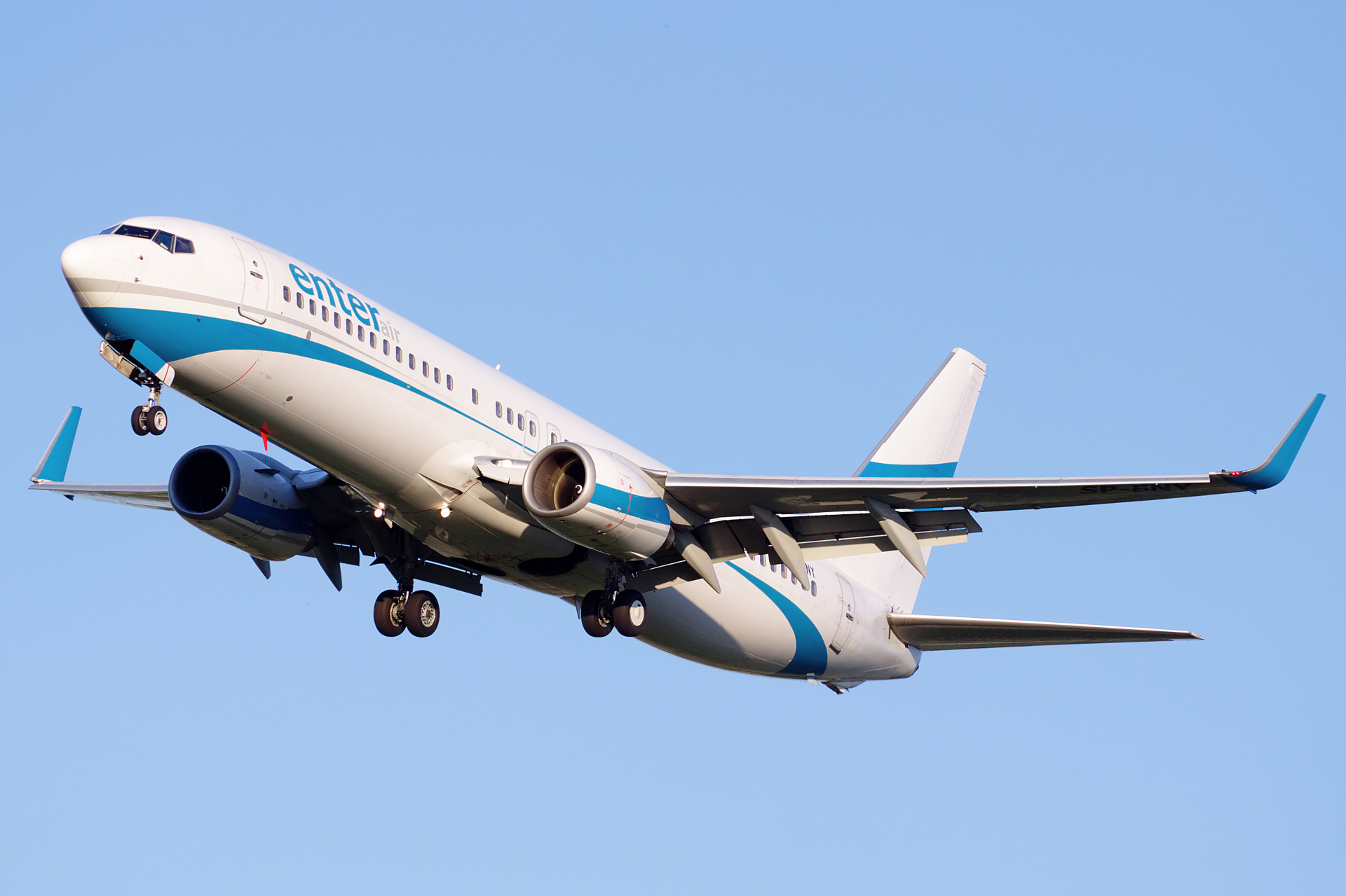 SP-ENY (Samoloty » Spotting na EPWA » Boeing 737-800 » Enter Air)