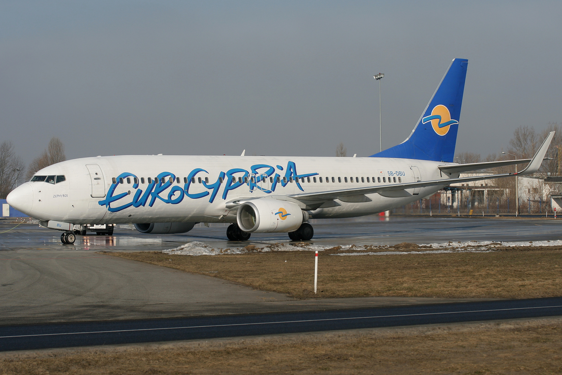5B-DBU (Aircraft » EPWA Spotting » Boeing 737-800 » Eurocypria)