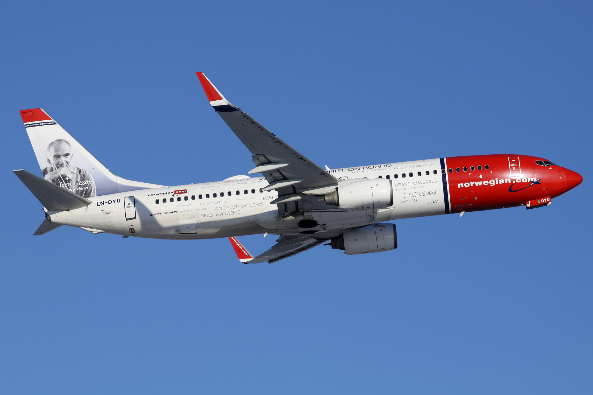 LN-DYU, Norwegian Air Shuttle (WiFi on Board livery) (Aircraft » EPWA Spotting » Boeing 737-800 » Norwegian Air)
