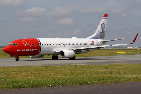 LN-NIF, Norwegian Air Shuttle (Minna Canth tail)