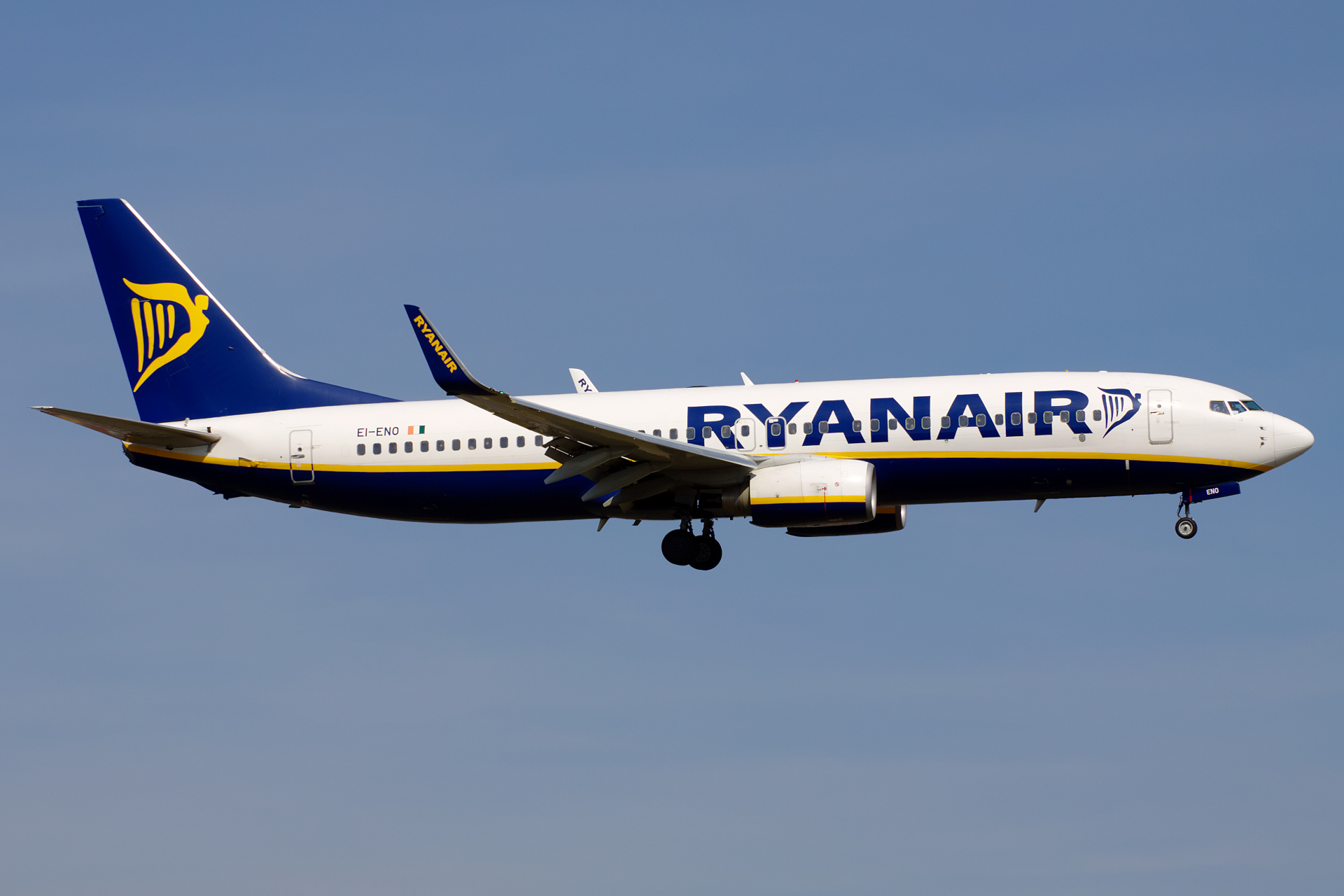 EI-ENO (Aircraft » EPWA Spotting » Boeing 737-800 » Ryanair)