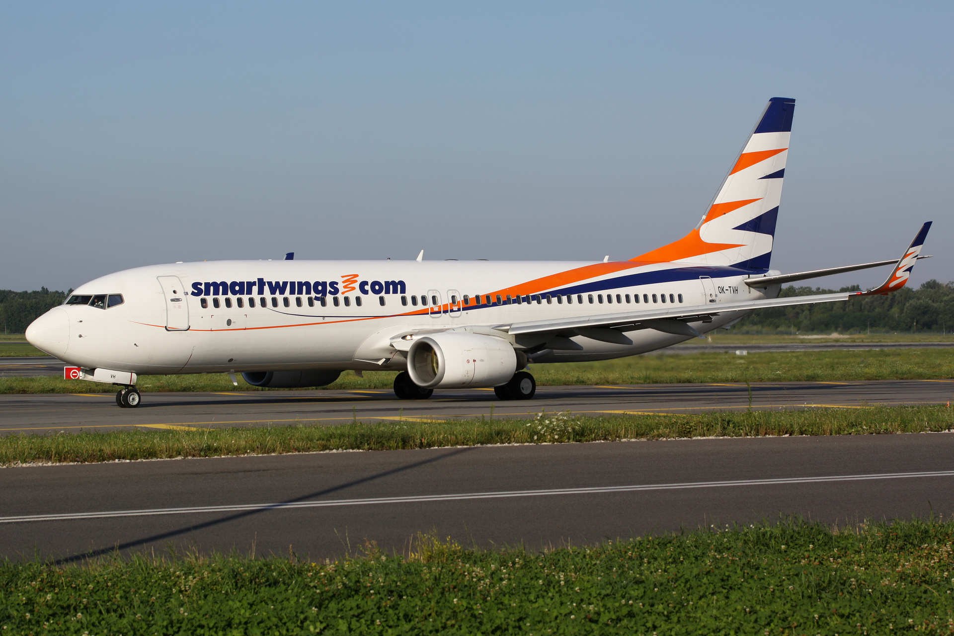 OK-TVH (Samoloty » Spotting na EPWA » Boeing 737-800 » SmartWings)