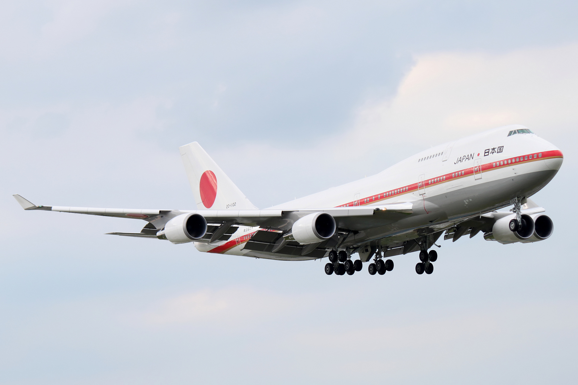 20-1102, Japan - Air Self-Defense Force (Aircraft » EPWA Spotting » Boeing 747-400)