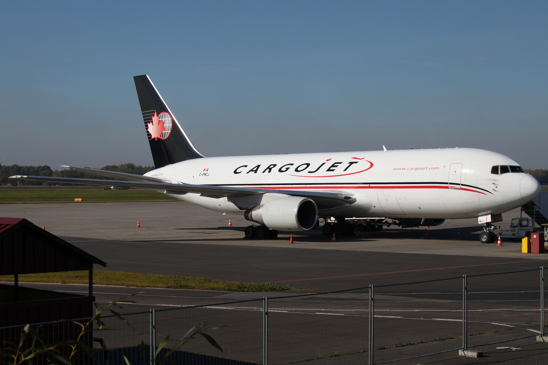 BDSF, C-FMCJ, Cargojet Airways (Samoloty » Spotting na EPWA » Boeing 767-200SF)