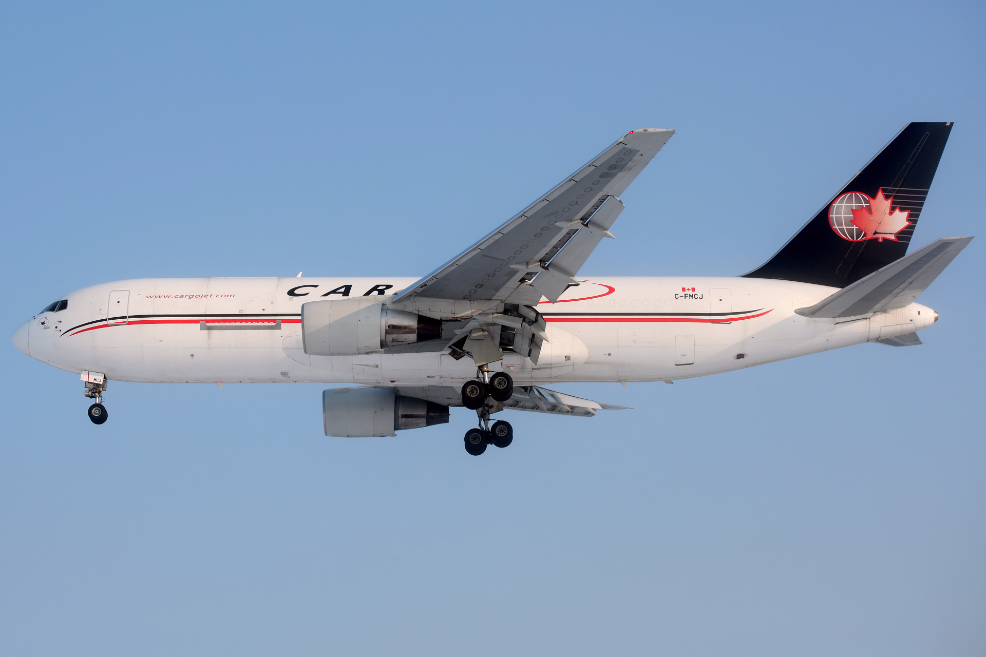 BDSF, C-FMCJ, Cargojet Airways (Samoloty » Spotting na EPWA » Boeing 767-200SF)