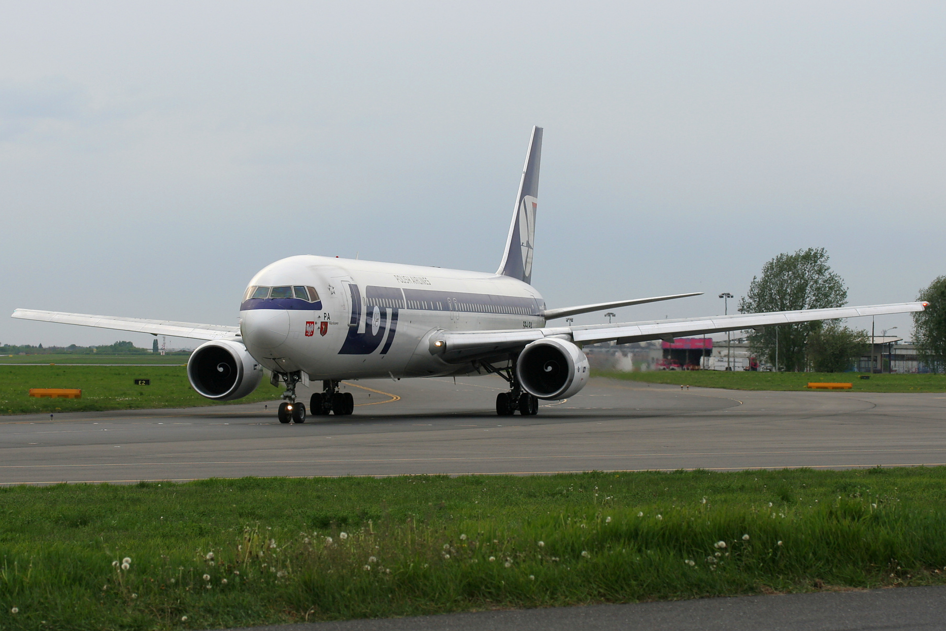 SP-LPA (80th Anniversary sticker) (Aircraft » EPWA Spotting » Boeing 767-300 » LOT Polish Airlines)