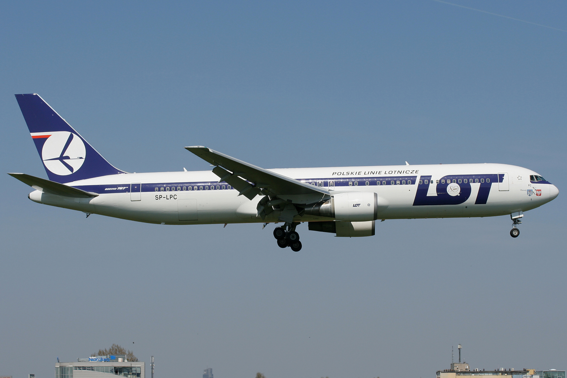 SP-LPC (80th Anniversary sticker) (Aircraft » EPWA Spotting » Boeing 767-300 » LOT Polish Airlines)