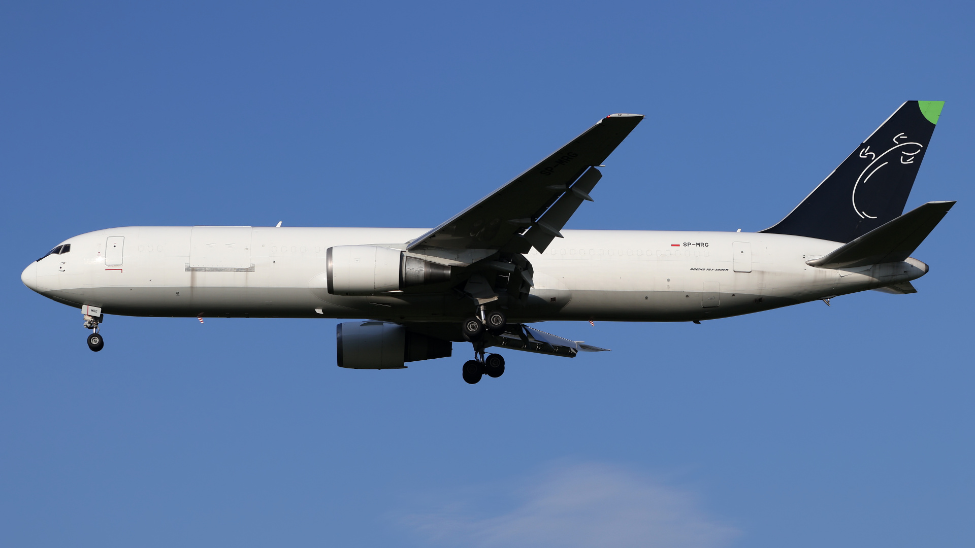 BDSF, SP-MRG, SkyTaxi (Samoloty » Spotting na EPWA » Boeing 767-300F)