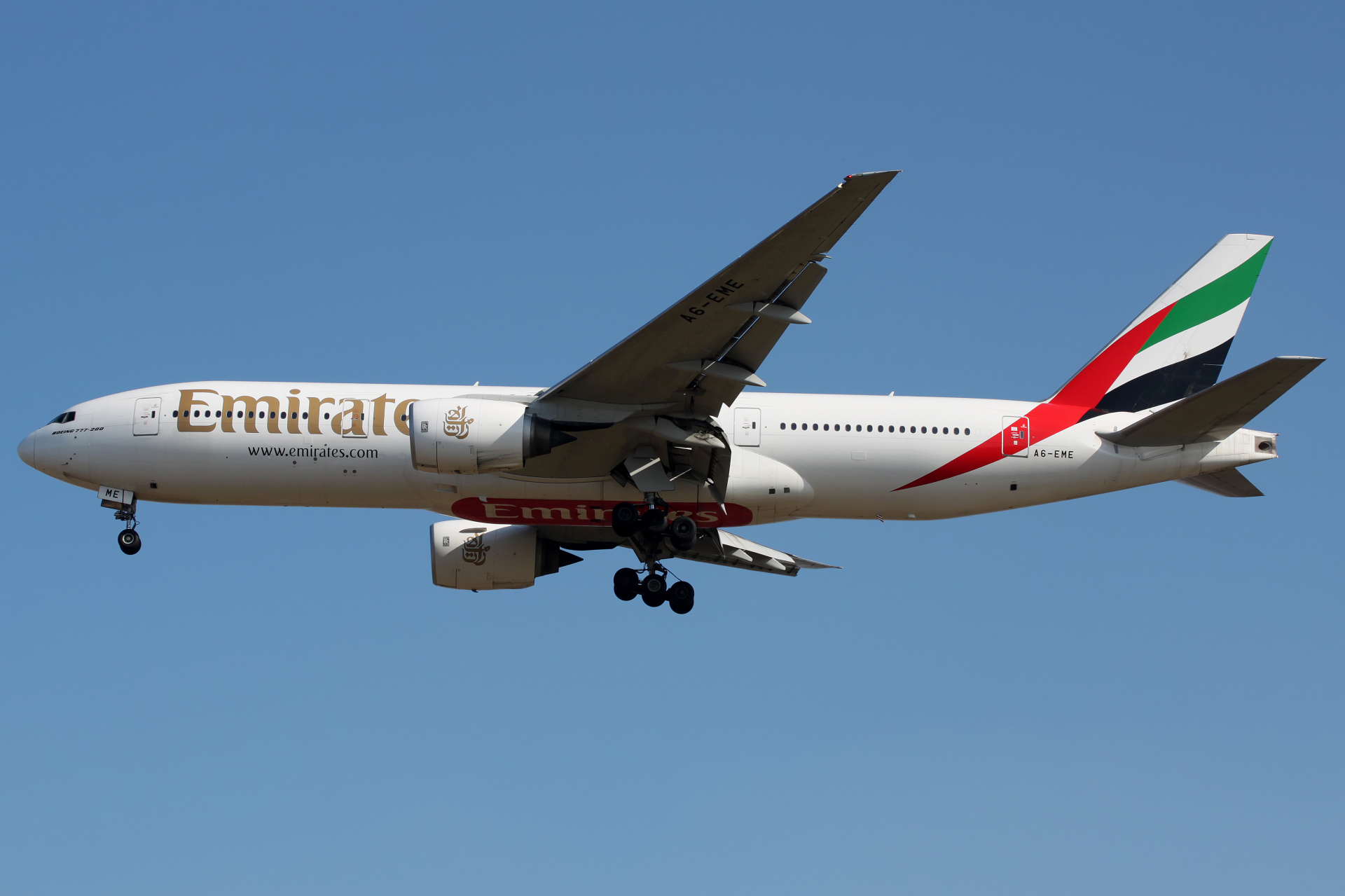 A6-EME (Samoloty » Spotting na EPWA » Boeing 777-200 i 200ER » Emirates)