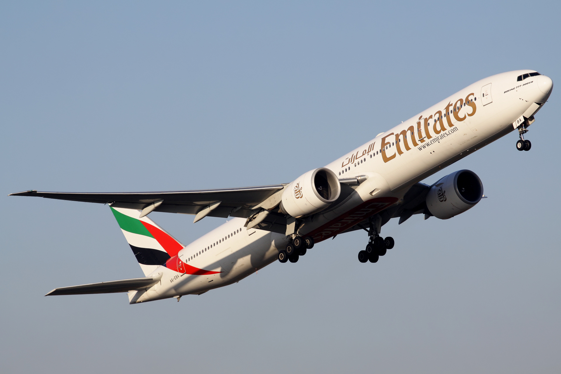 A6-EBA (Aircraft » EPWA Spotting » Boeing 777-300ER » Emirates)