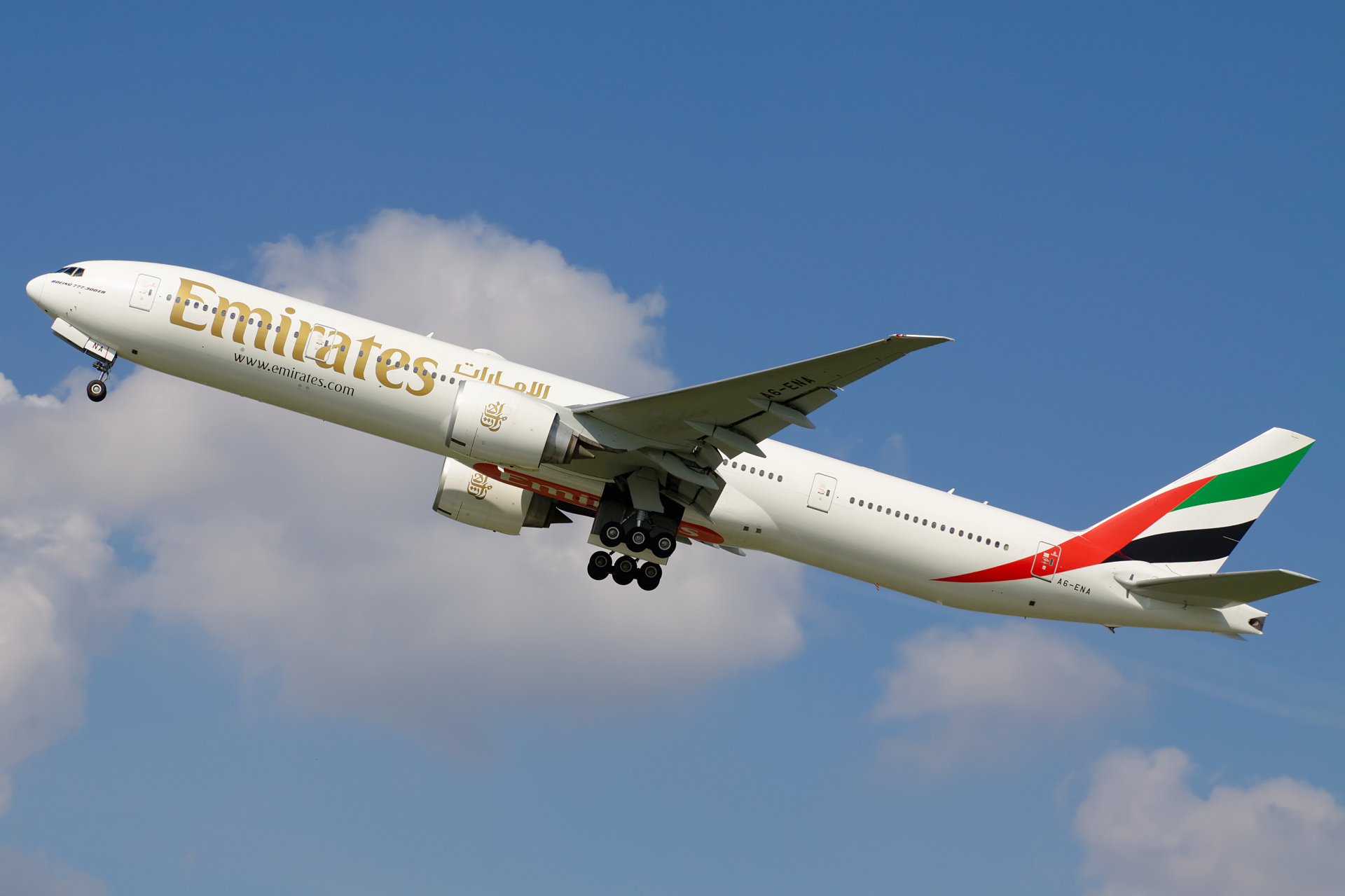 A6-ENA (Aircraft » EPWA Spotting » Boeing 777-300ER » Emirates)
