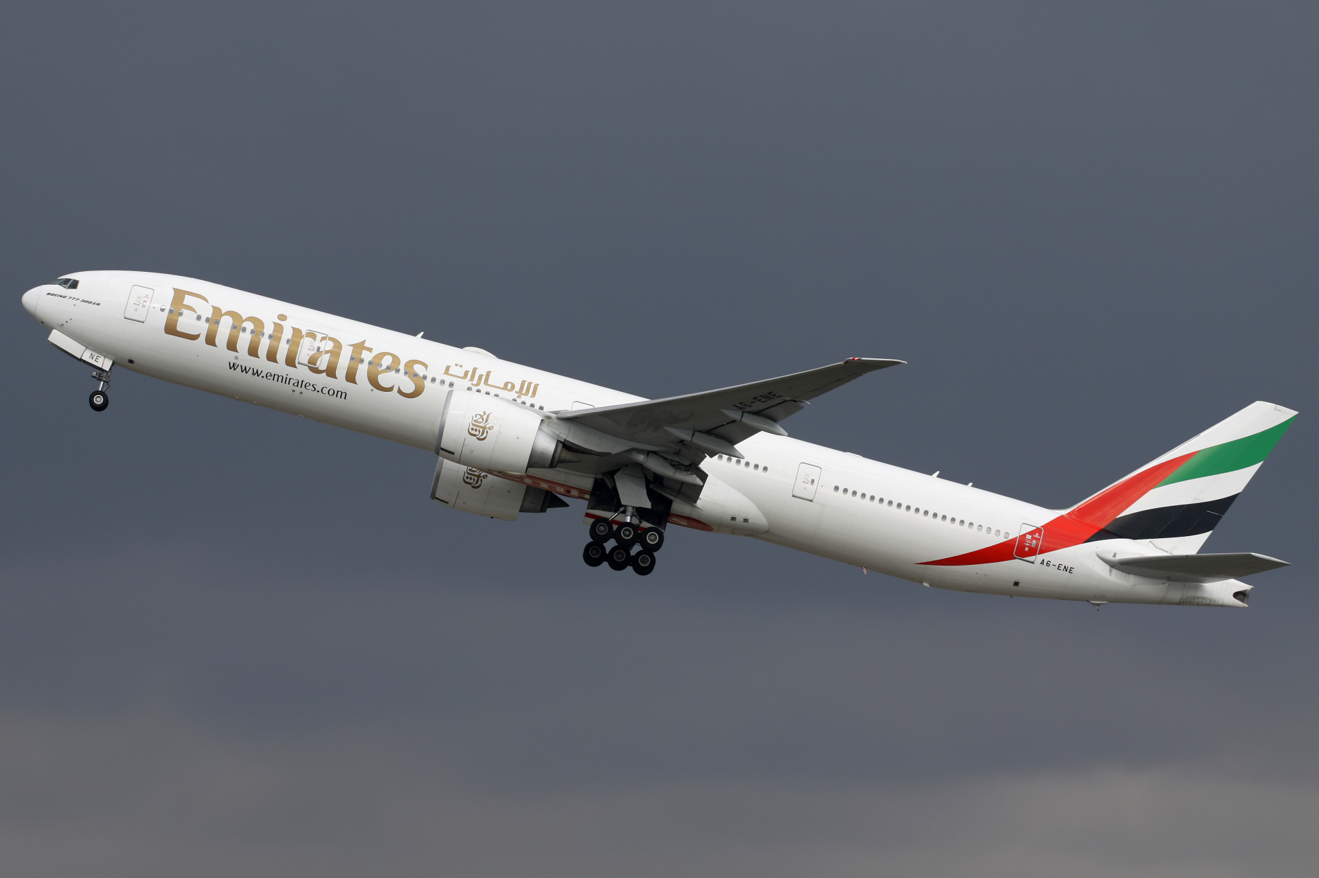 A6-ENE (Aircraft » EPWA Spotting » Boeing 777-300ER » Emirates)