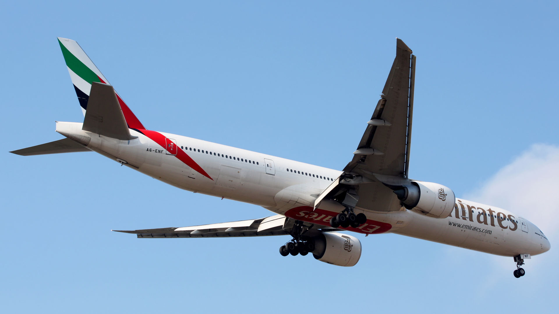A6-ENF (Aircraft » EPWA Spotting » Boeing 777-300ER » Emirates)