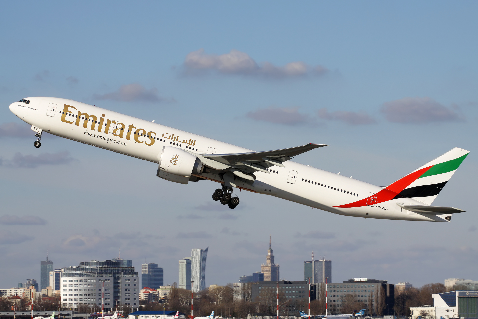 A6-ENY (Aircraft » EPWA Spotting » Boeing 777-300ER » Emirates)