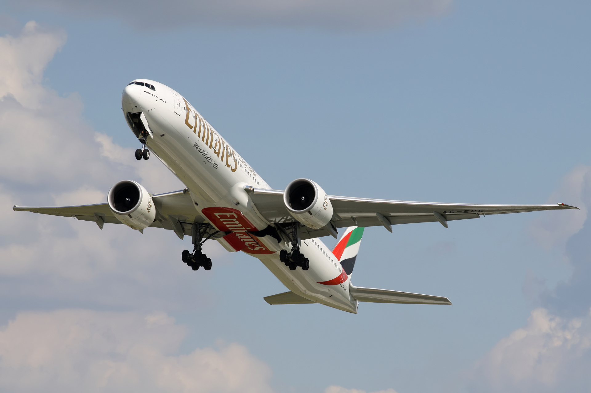 A6-EPC (Samoloty » Spotting na EPWA » Boeing 777-300ER » Emirates)