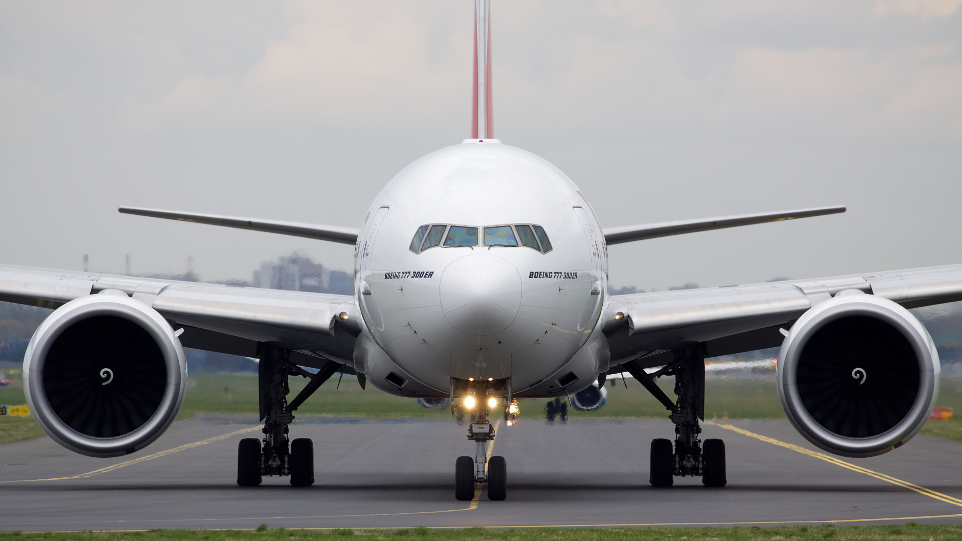 A6-EGU (Aircraft » EPWA Spotting » Boeing 777-300ER » Emirates)
