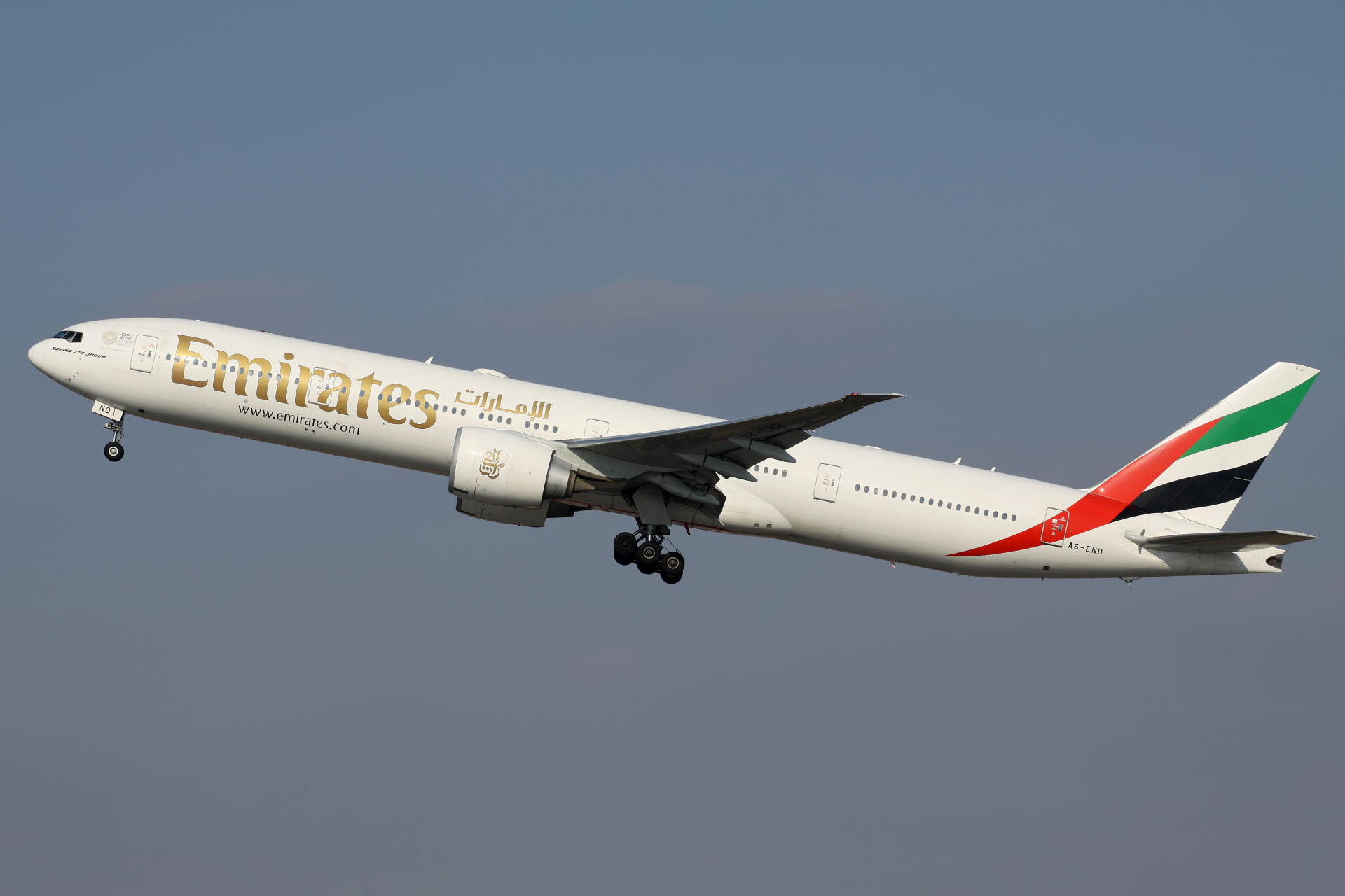 A6-END (EXPO 2020 Dubai sticker) (Aircraft » EPWA Spotting » Boeing 777-300ER » Emirates)