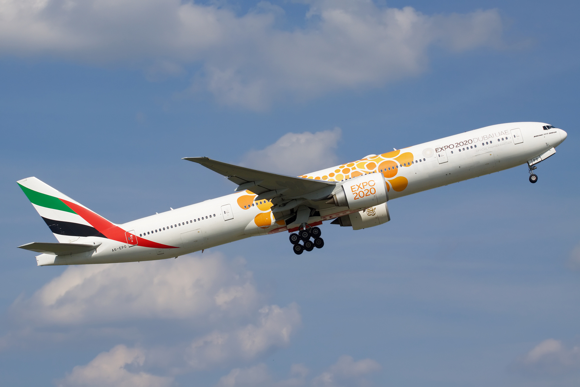A6-EPO (malowanie EXPO 2020 Dubaj - Sposobność) (Samoloty » Spotting na EPWA » Boeing 777-300ER » Emirates)