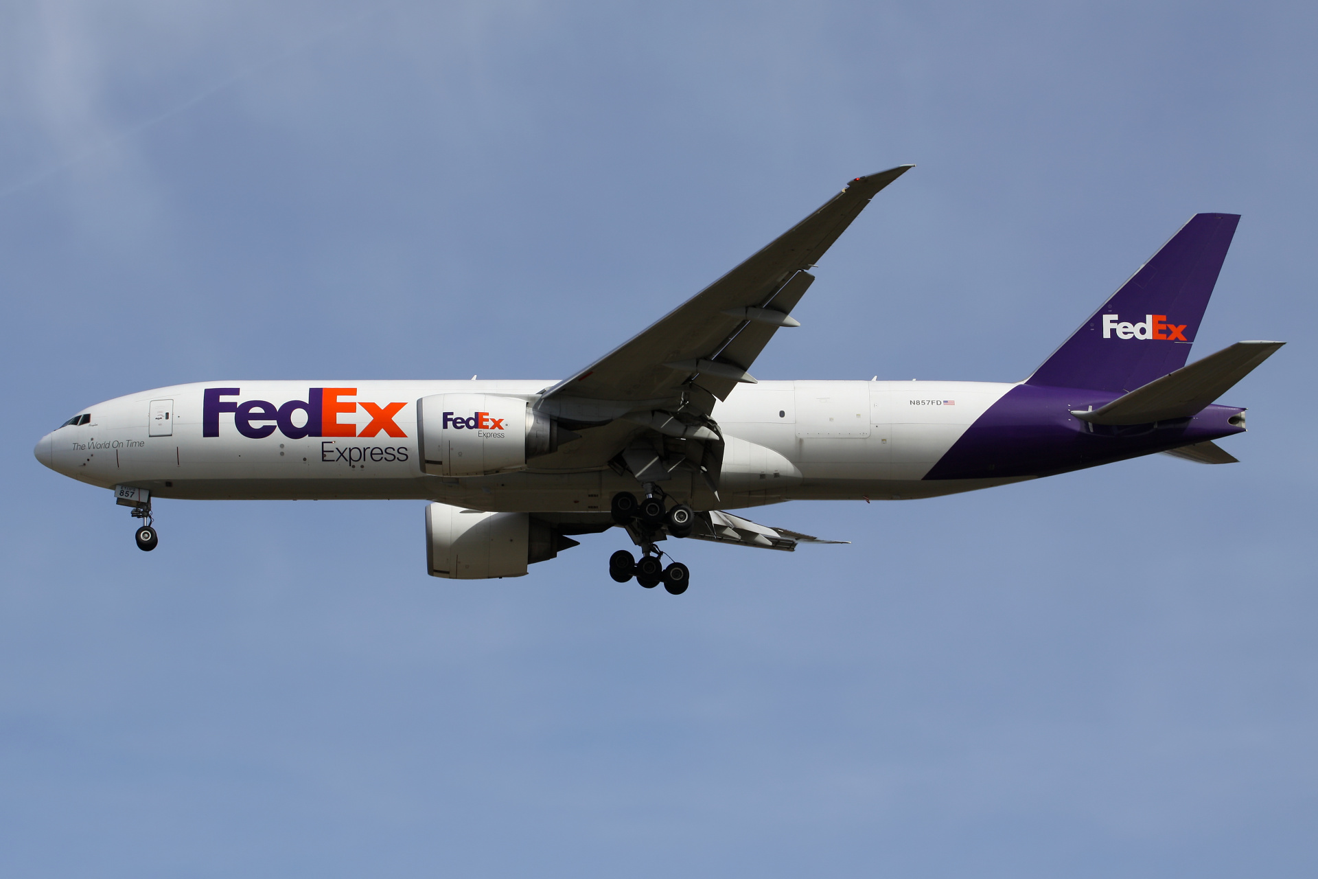 N857FD, FedEx Express (Samoloty » Spotting na EPWA » Boeing 777F)