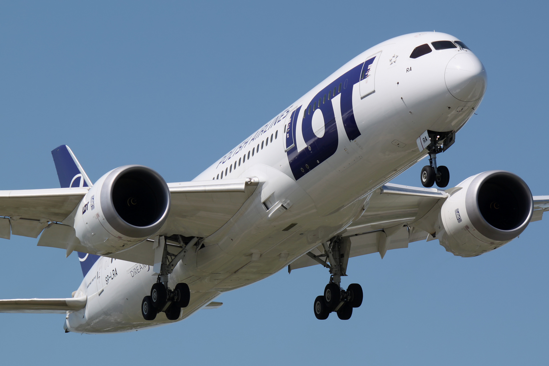 SP-LRA (Samoloty » Spotting na EPWA » Boeing 787-8 Dreamliner » Polskie Linie Lotnicze LOT)