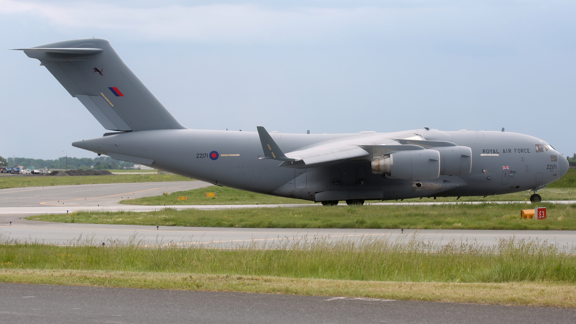ZZ171, Royal Air Force (Samoloty » Spotting na EPWA » Boeing/McDonnell Douglas C-17/C-17A Globemaster III)