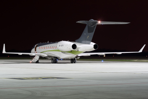 Global 5000, 9H-ARF, ComLux Aviation