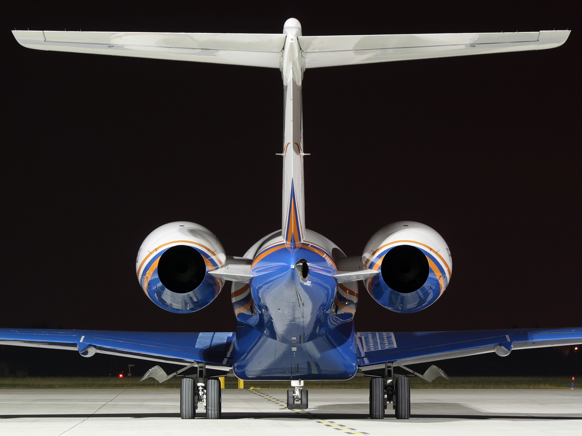 VP-BJI, prywatny (Samoloty » Spotting na EPWA » Bombardier BD-700 Global Express)