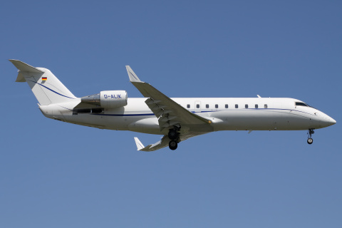 Challenger 850, D-ALIK, Imperial Jet