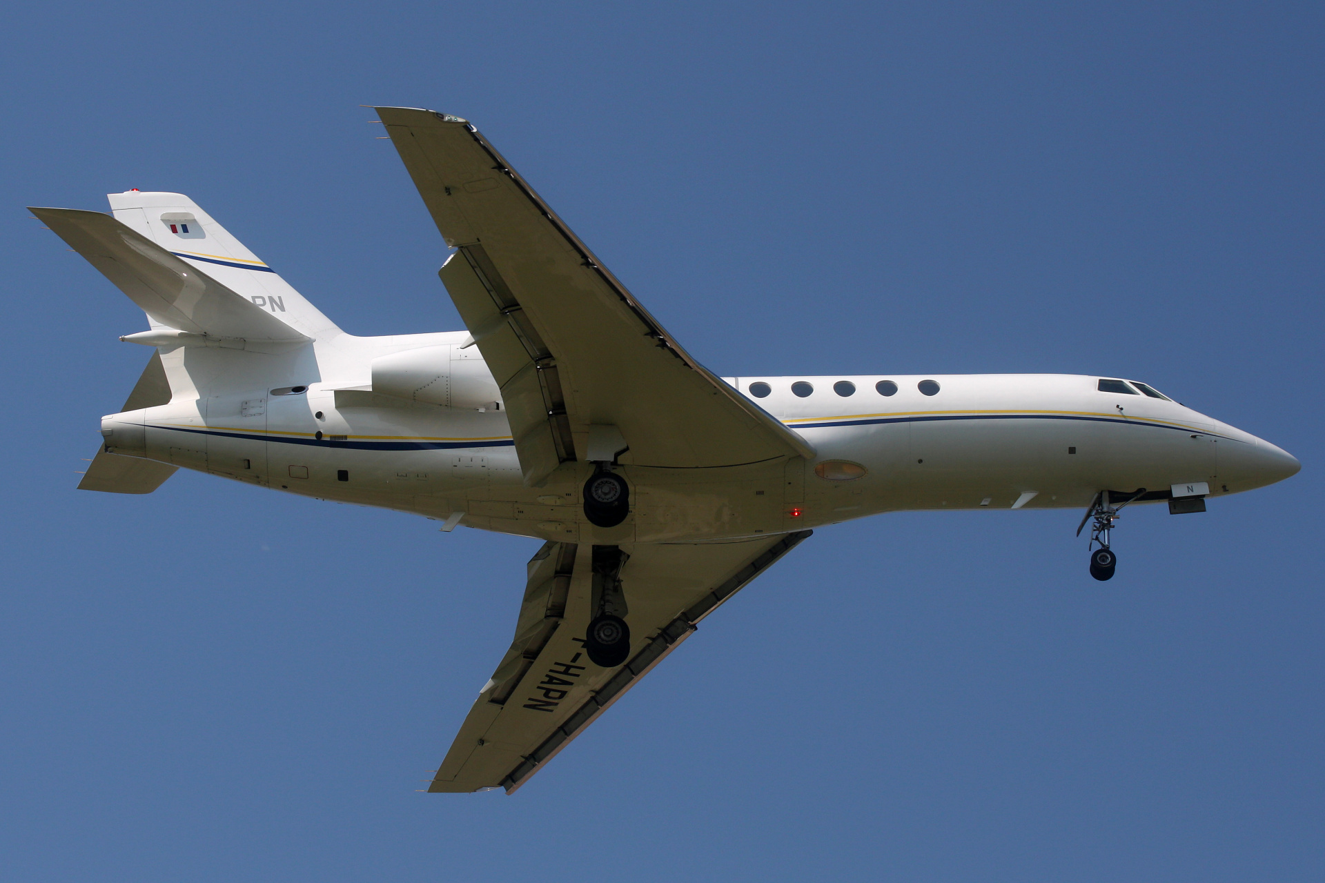 50EX, F-HAPN, Michelin Air Services (Aircraft » EPWA Spotting » Dassault Falcon 50)