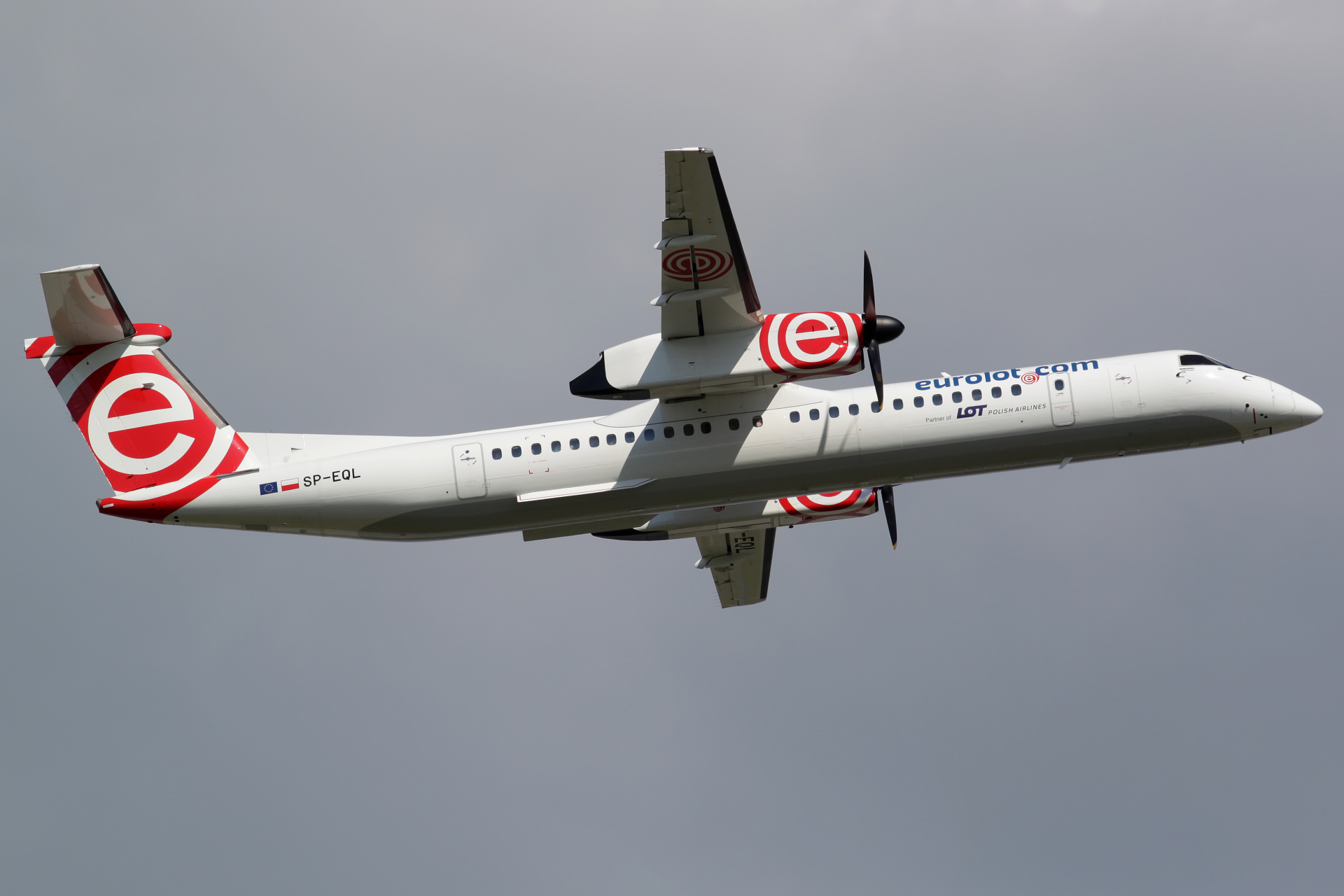 SP-EQL (Aircraft » EPWA Spotting » De Havilland Canada DHC-8 Dash 8 » EuroLOT)