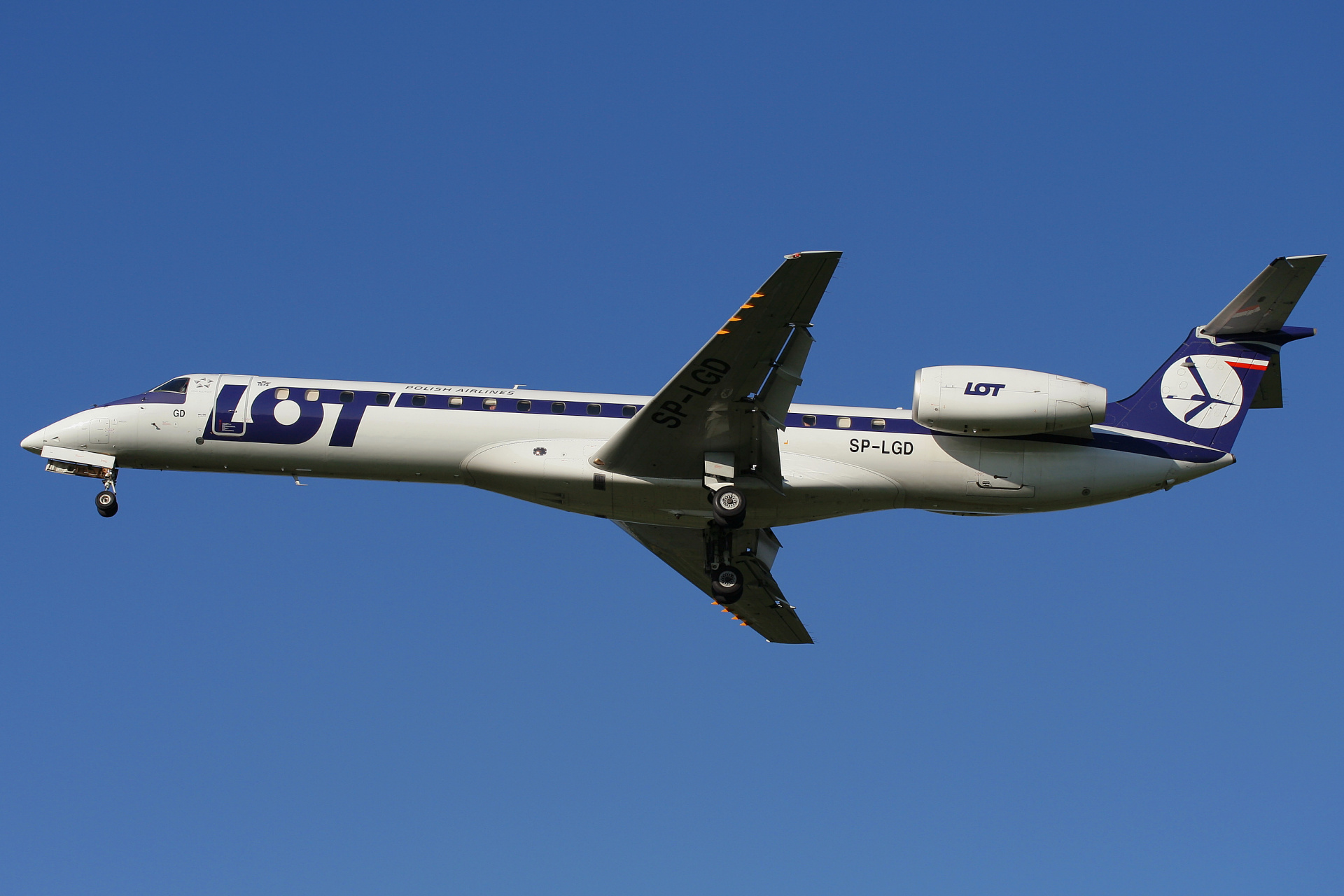 SP-LGD (Samoloty » Spotting na EPWA » Embraer ERJ-145 » Polskie Linie Lotnicze LOT)