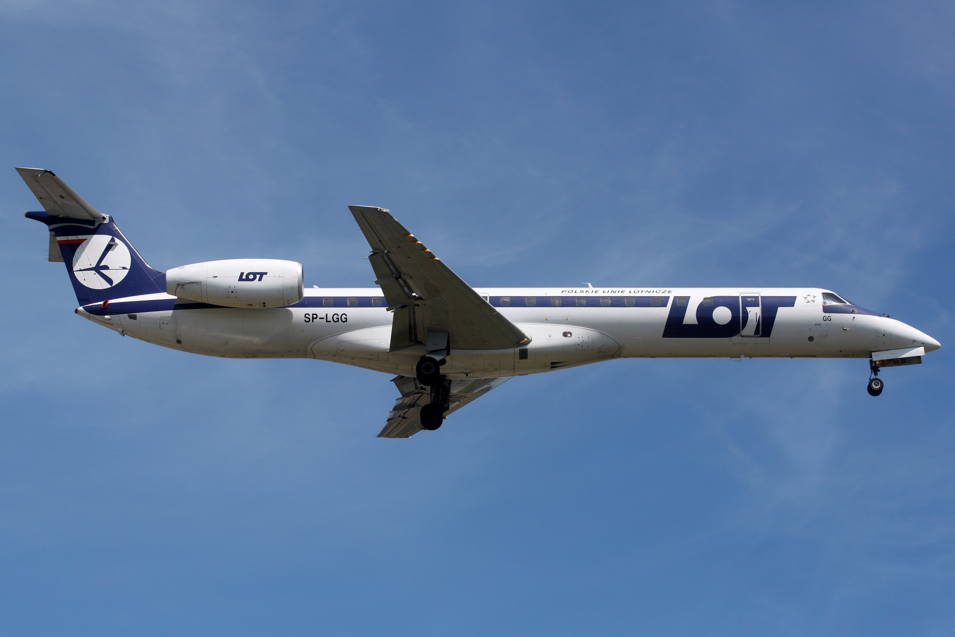 SP-LGG (Samoloty » Spotting na EPWA » Embraer ERJ-145 » Polskie Linie Lotnicze LOT)