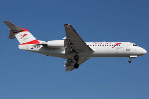 OE-LFK, Austrian Airlines (incomplete livery)
