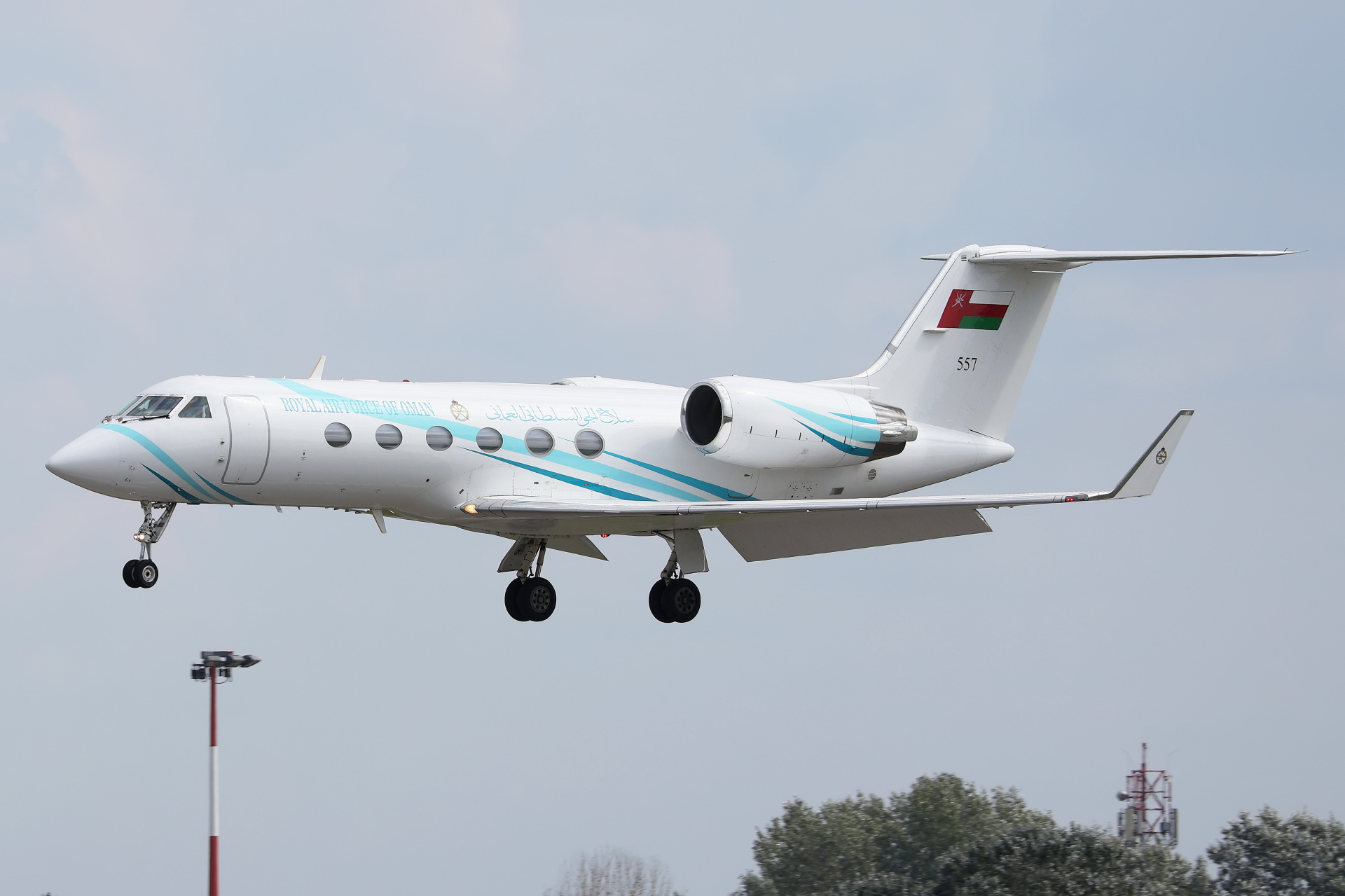 557, Royal Air Force of Oman (Aircraft » EPWA Spotting » Gulfstream IV)