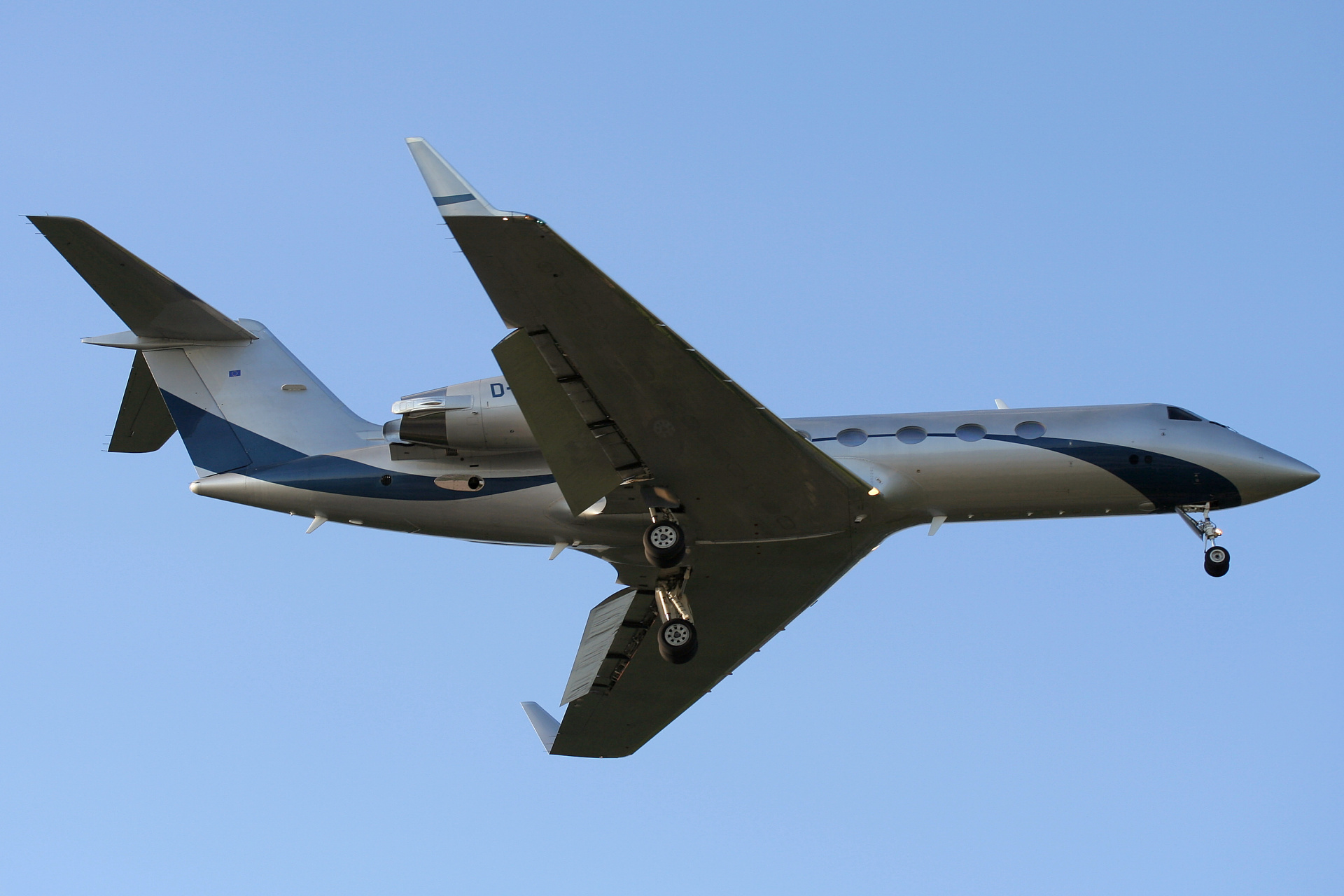 G IV-SP, D-AJGK, Windrose Air Jetcharter (Samoloty » Spotting na EPWA » Gulfstream IV)
