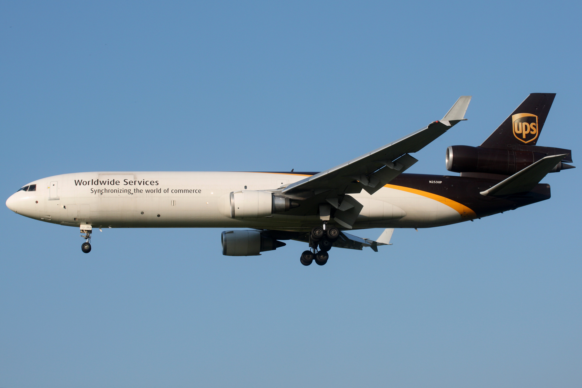 N253UP, United Parcel Service (UPS) Airlines (Samoloty » Spotting na EPWA » McDonnell Douglas MD-11F)
