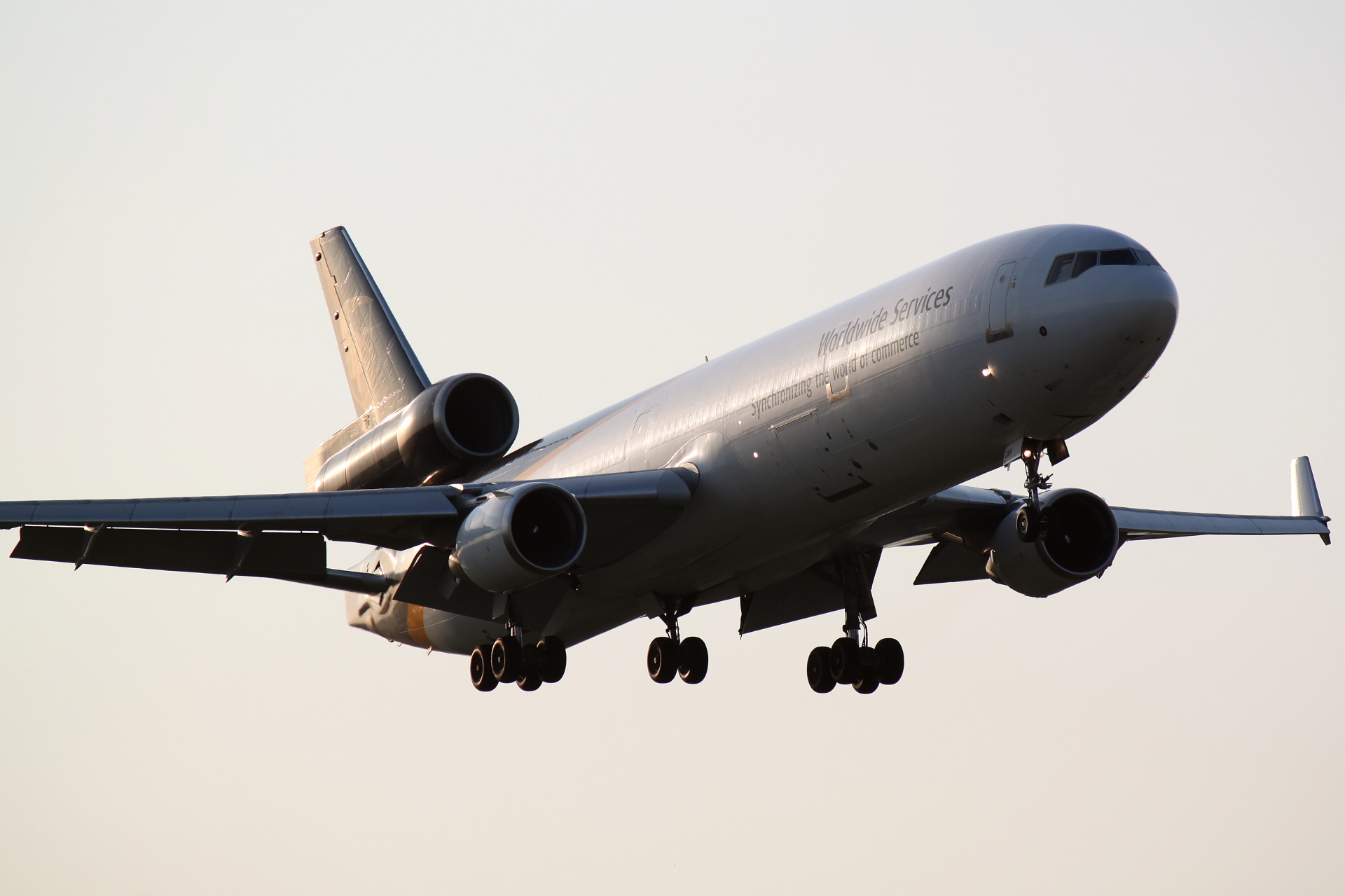 N289UP, United Parcel Service (UPS) Airlines (Samoloty » Spotting na EPWA » McDonnell Douglas MD-11F)