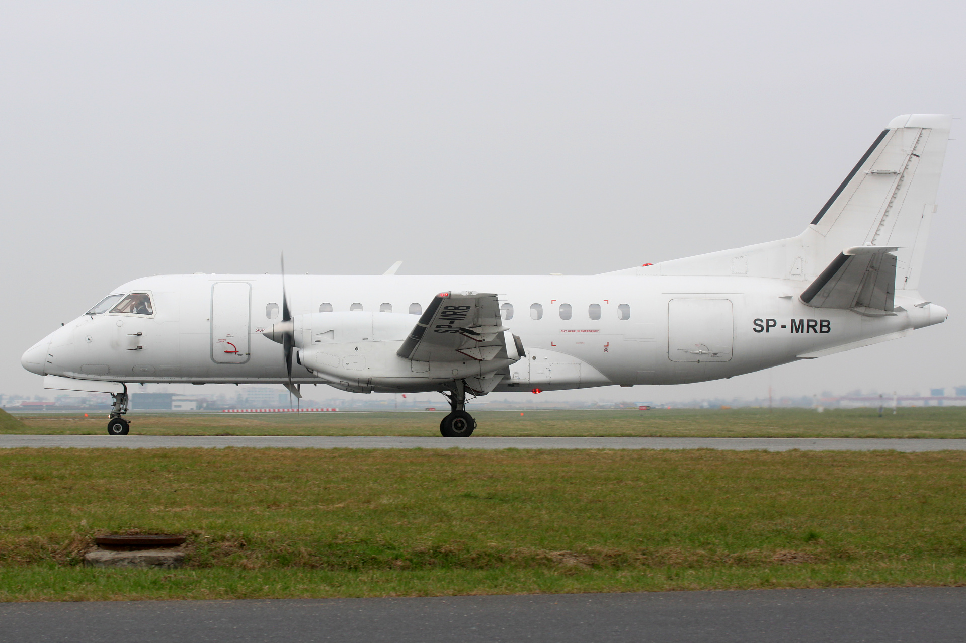 QC, SP-MRB, SkyTaxi (Aircraft » EPWA Spotting » Saab 340 » 340A)