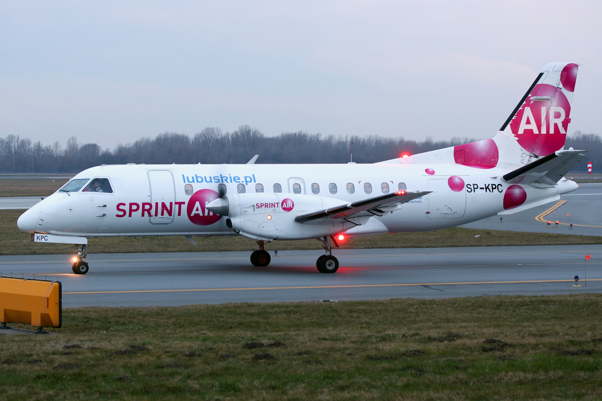 SP-KPC (Lubuskie sticker) (Aircraft » EPWA Spotting » Saab 340 » 340A » SprintAir)