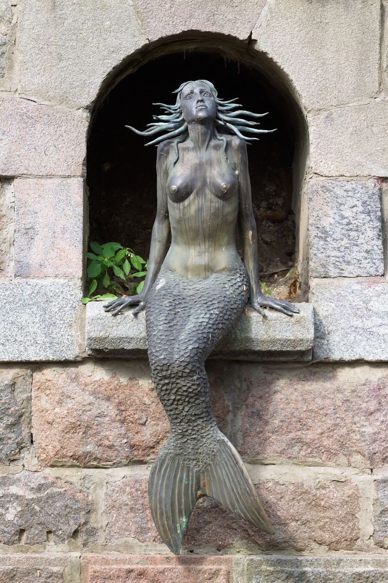 The Užupis Mermaid (Travels » Vilnius)