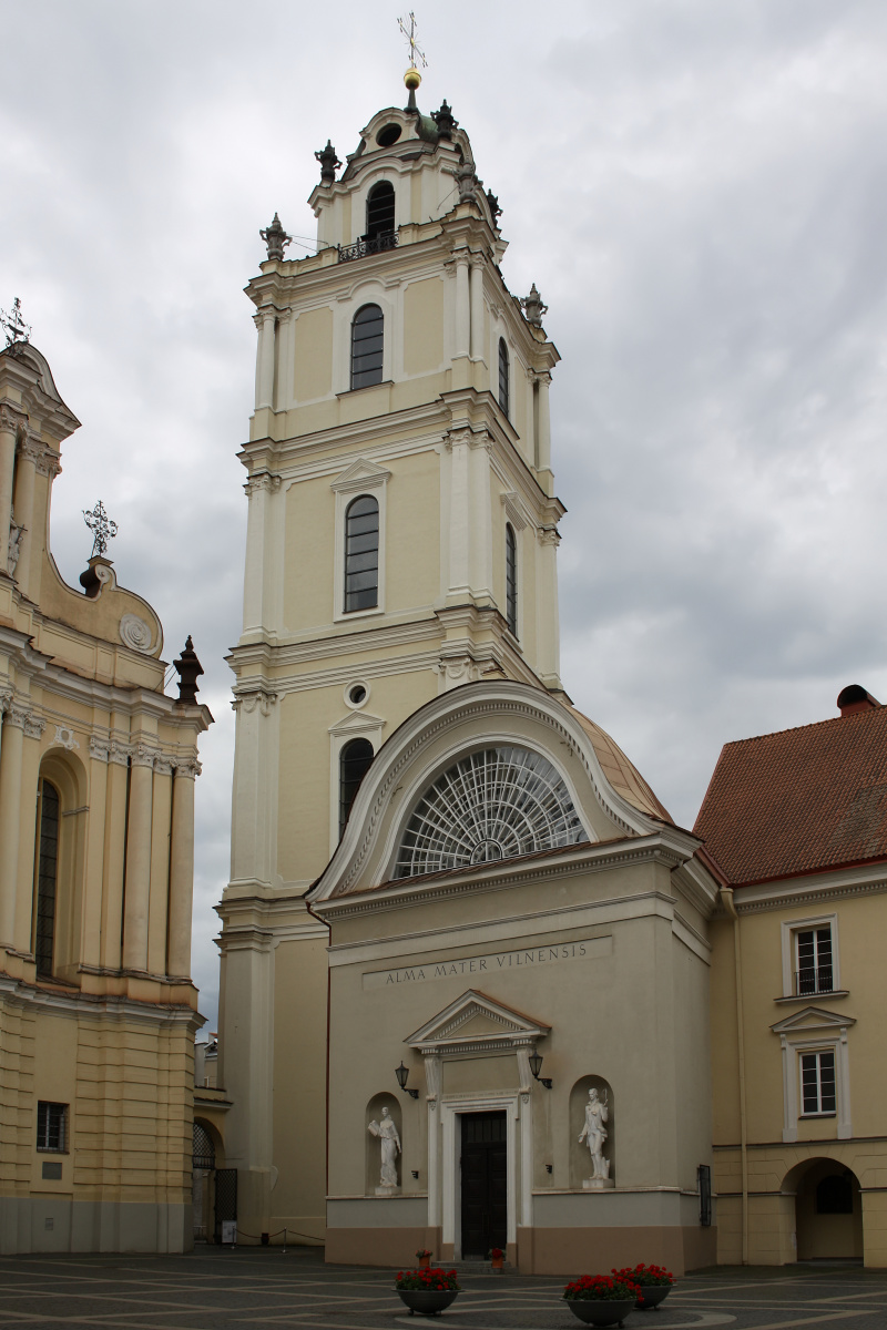 Uniwersytet Wileński – Mała Aula (Aula Parva) i dzwonnica kościoła św. Jana