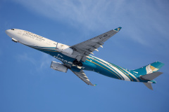 A7-AEP (Oman Air livery)