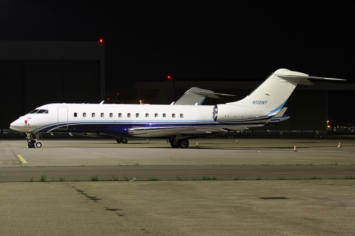 6000, N112MY, prywatny (Samoloty » Spotting na Schiphol » Bombardier BD-700 Global Express)