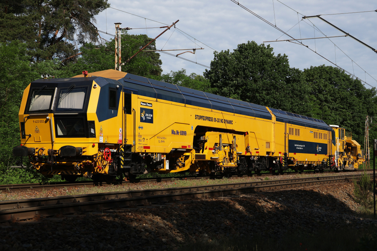 Plasser & Theurer Stopfexpress 09-3X NG Dynamic 6999 (Vehicles » Trains and Locomotives » Maintenance)