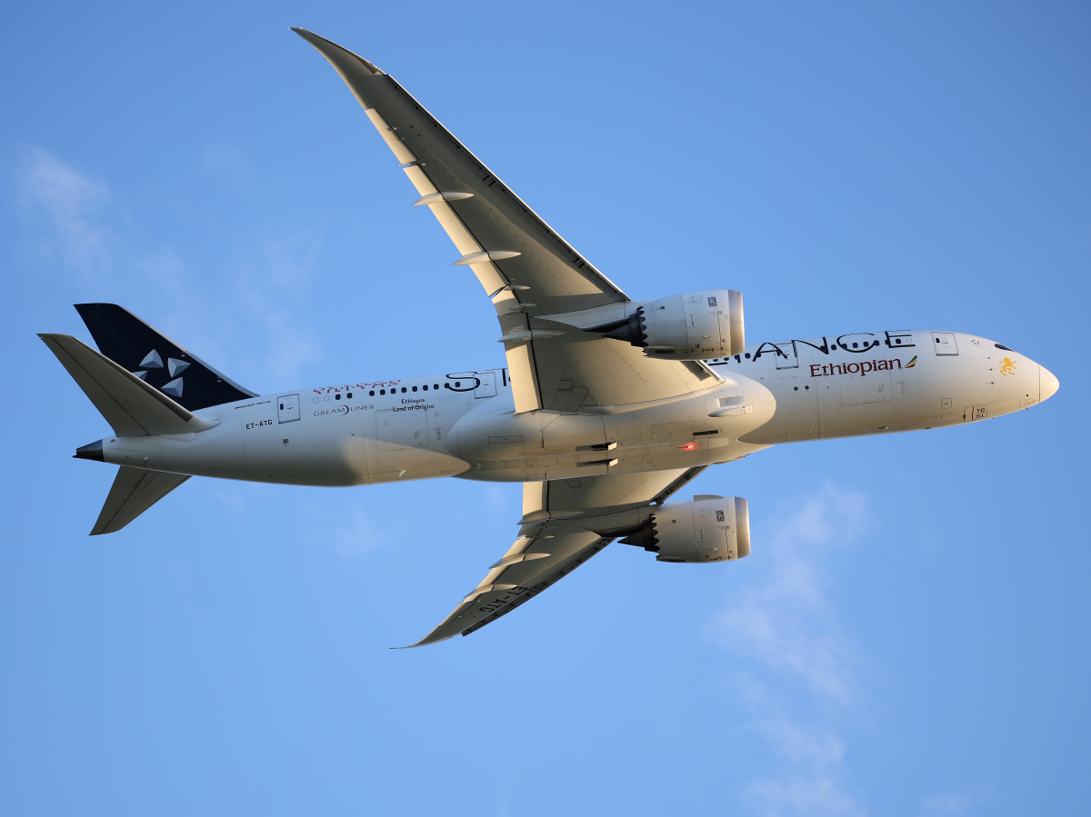 ET-ATG (Star Alliance livery)