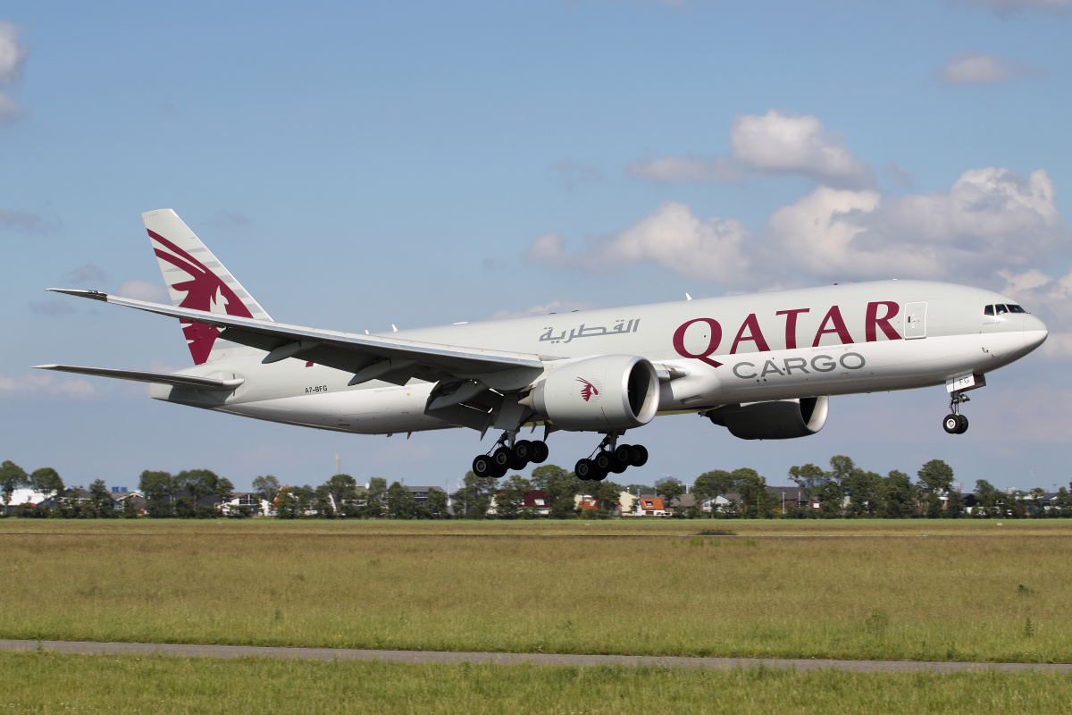 A7-BFG (Samoloty » Spotting na Schiphol » Boeing 777F » Qatar Airways Cargo)