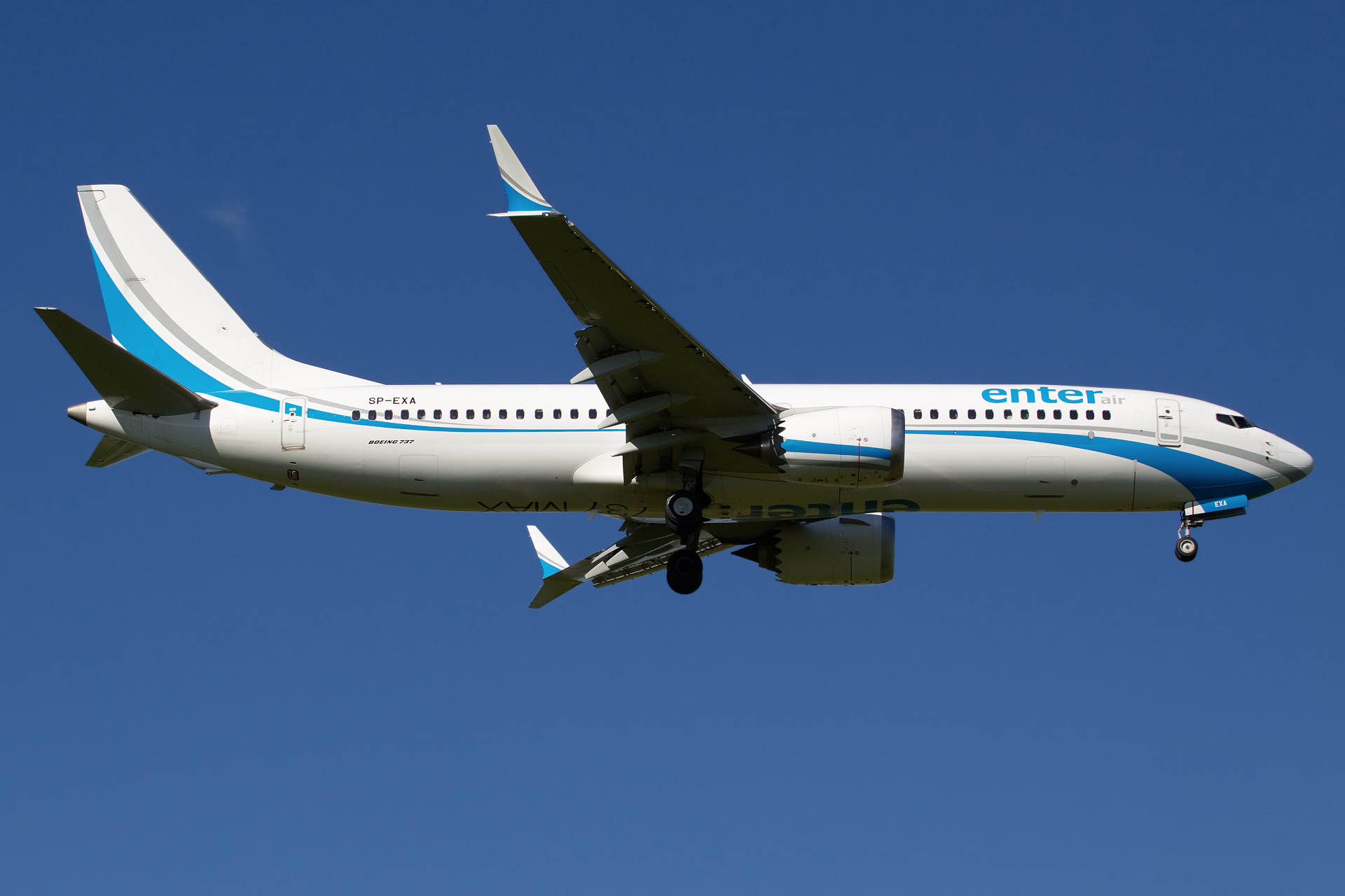 SP-EXA (Aircraft » EPWA Spotting » Boeing 737-8 MAX » Enter Air)