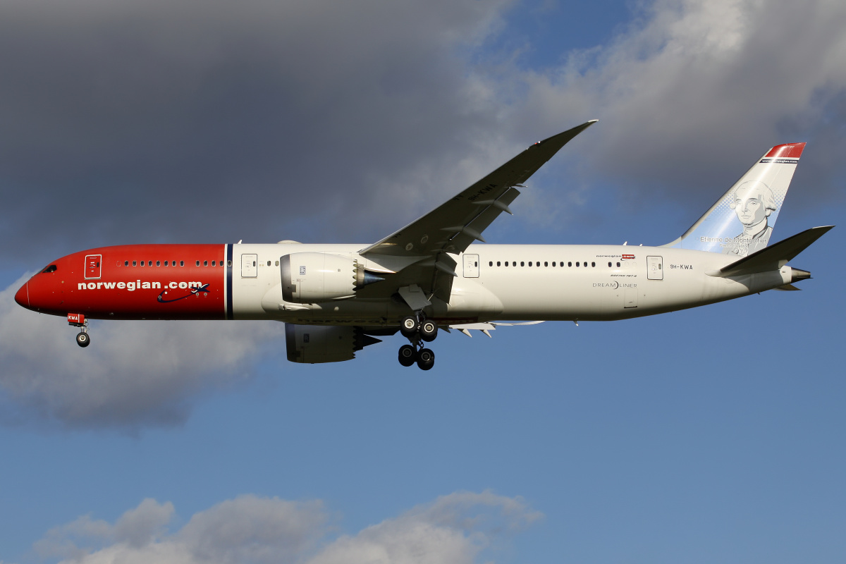 9H-KWA, FPG Group (Aircraft » EPWA Spotting » Boeing 787-9 Dreamliner)